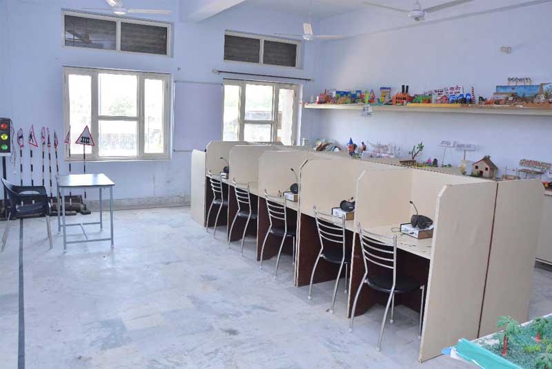 Language Lab @ GTBKCE, Dasuya